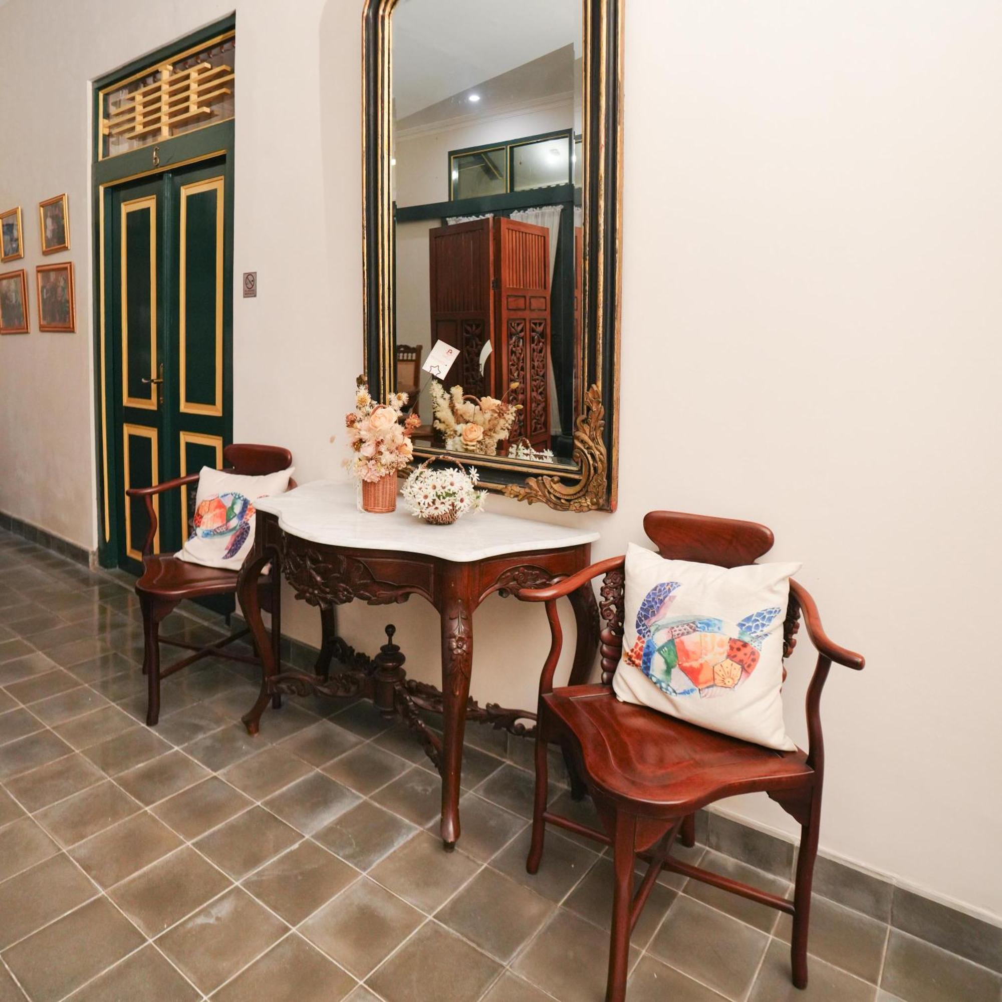 Appartamento Omahkura 1 Yogyakarta Esterno foto